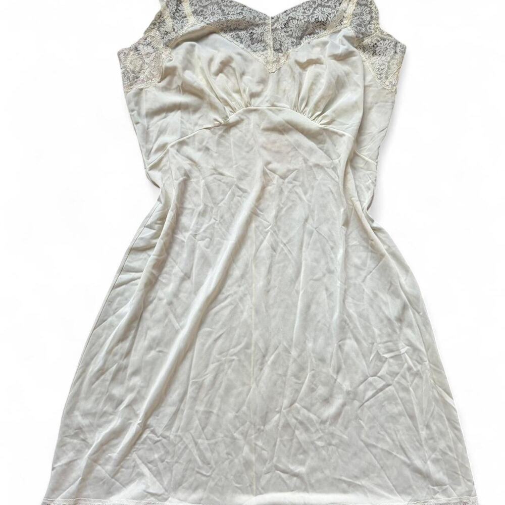 White lace slip dress w adjustable straps - size 38 (US 6)